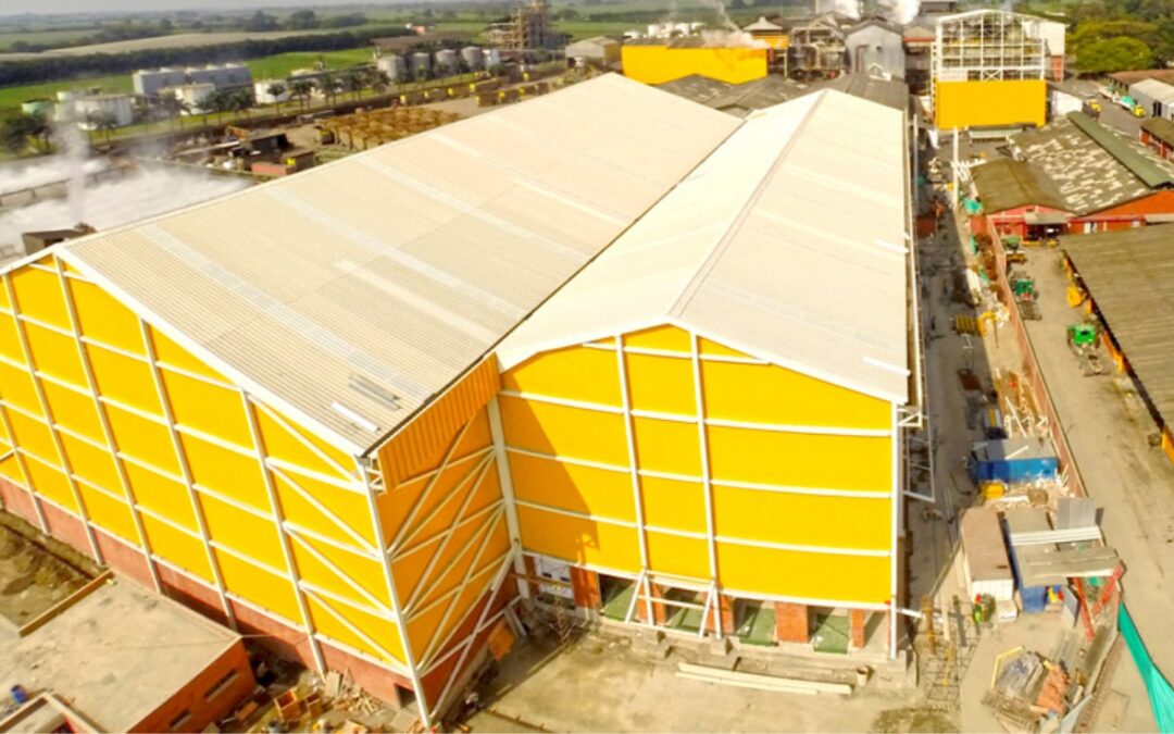 Bodega industrial de azúcar y edificio Tacho continuo